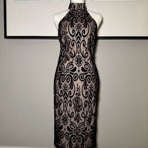 Bishou Bishou Velvet Lace Halter Dress – Size 4 – Elegant Pencil Style